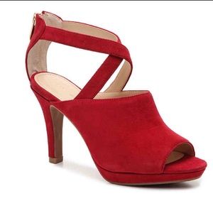 Adrienne Vittadini Genae Suede Red Heels size 6